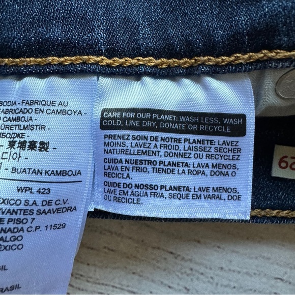 Levi Ultra High Rise Shorts Sz 29 - Picture 4 of 7